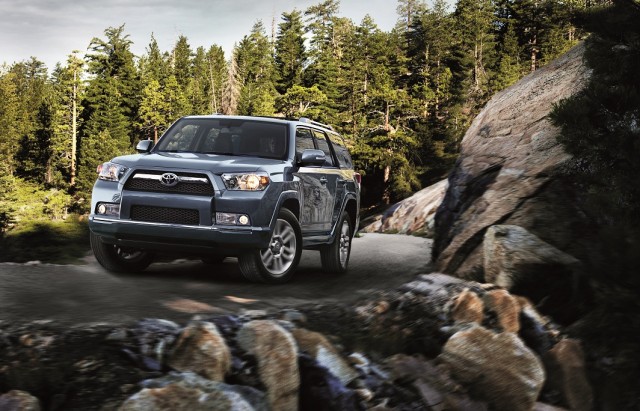 Toyota 4Runner 2013-14.jpg